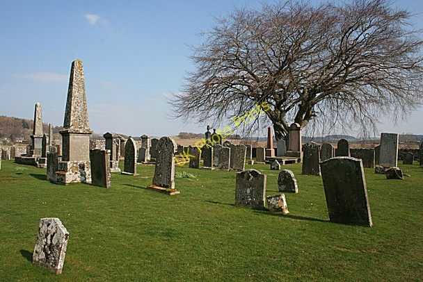 Photo 6"x4" Dunbennan Cemetery Huntly c2009