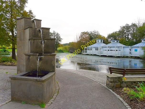 Photo 6"x4" Water sculpture and lake Llanddarog c2008