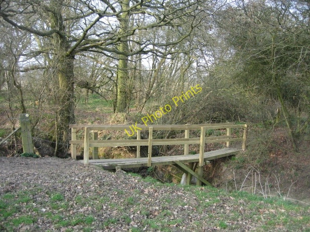 Photo 6"x4" New footbridge Church End\/SU6756 c2009