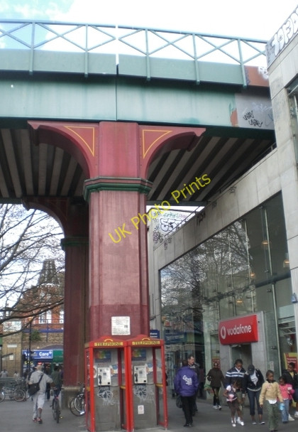 Photo 6"x4" Brixton Railway Bridge, Brixton Road SW9 Brixton\/TQ3175 c2009