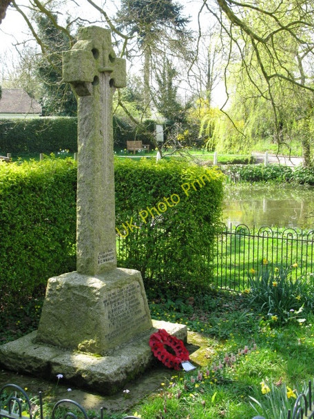 Photo 6"x4" The war memorial, Hastingleigh Hastingleigh c2009