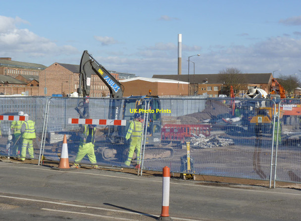 Photo 6"x4" Meadows Way\/Sheriffs Way junction West Bridgford c2014