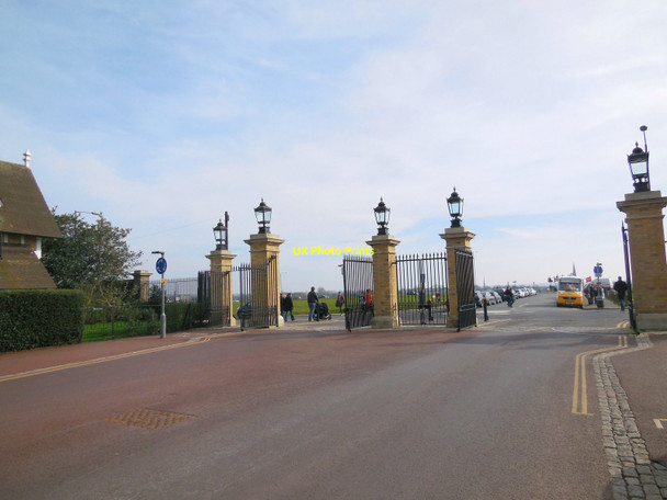 Photo 6"x4" Blackheath Gate Greenwich\/TQ3977 c2014