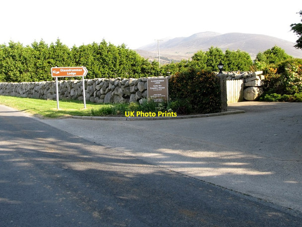 Photo 6"x4" The entrance to Glasdrumman Lodge Country Hotel Annalong c2011