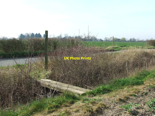 Photo 6"x4" Footpath Signs Laxfield c2014