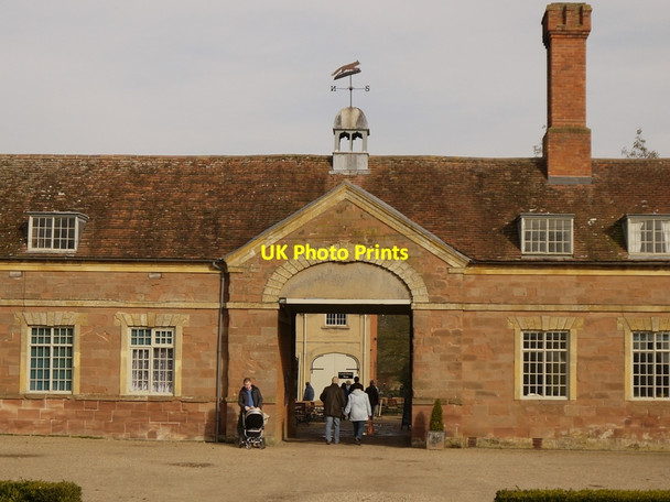 Photo 6"x4" Stable block at Coughton Court Coughton\/SP0760 c2014