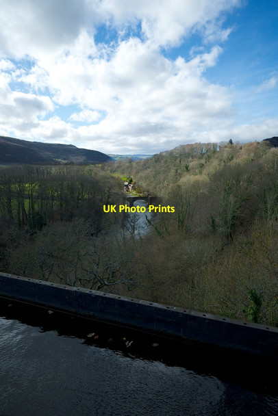 Photo 6"x4" Cysylltau Bridge from the Pontcysyllte Aqueduct looking West Garth Trevor c2014