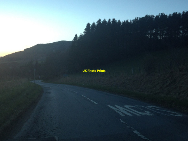 Photo 6"x4" A924 near Kinnaird Pitlochry c2014