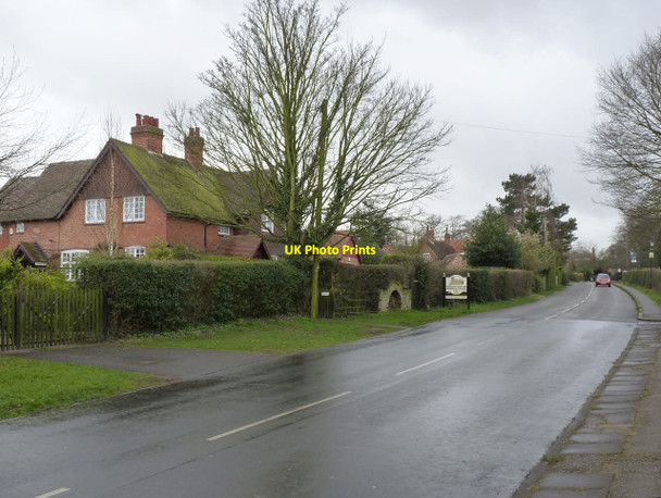 Photo 6"x4" Boundary Cottage, Strelley Bilborough c2014
