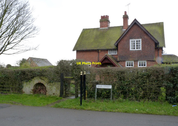 Photo 6"x4" Fountain Cottage, Strelley Bilborough c2014