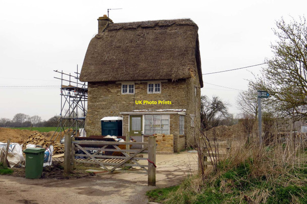 Photo 6"x4" Thatched cottage by the bridleway Duxford\/SU3699 c2014