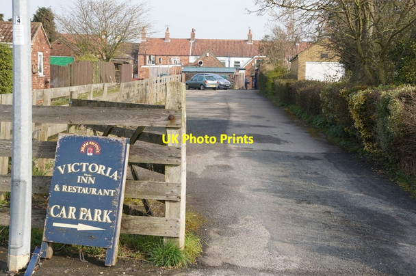 Photo 6"x4" Car park at the Victoria Inn, Wetwang Wetwang c2014
