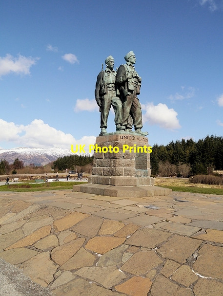Photo 6"x4" The Commando Memorial, Spean Bridge Aonachan c2014
