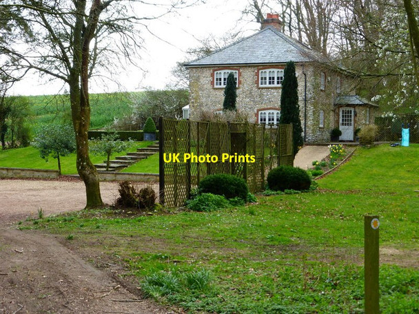 Photo 6"x4" Flint Cottage seen from footpath Bighton c2014