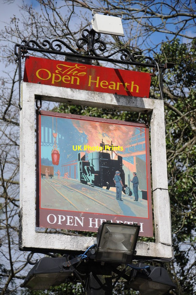 Photo 6"x4" Open Hearth pub sign Pontypool\/Pont-y-pwl c2013