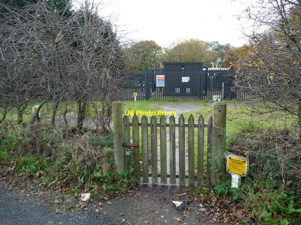 Photo 6"x4" Gas pipeline infrastructure, south-east of Dinas Bethesda\/SH4656 c2013