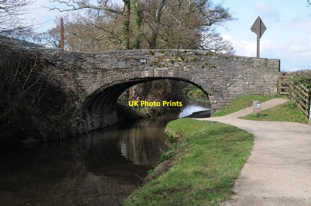 Photo 6"x4" Bridge 60, Monmouthshire and Brecon Canal Pontypool\/Pont-y-pwl c2013