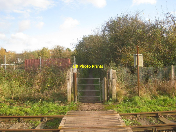 Photo 6"x4" Footpath crossing the railway, Newtown Newtown\/SO6701 c2013