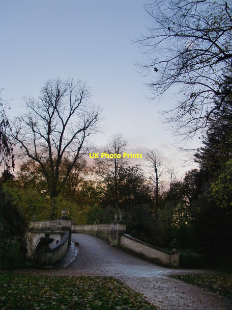 Photo 6"x4" The Palladian Bridge, Chiswick House Gardens, at dusk Chiswick c2013