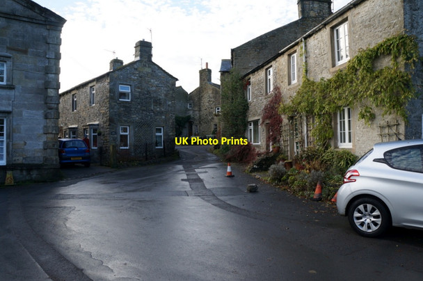 Photo 6"x4" Houses at Linton, Yorkshire Linton\/SD9962 c2013