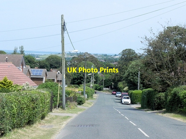 Photo 6"x4" Totland, Alum Bay New Road Totland c2013