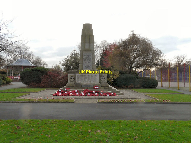 Photo 6"x4" Denton War Memorial Denton\/SJ9295 c2013