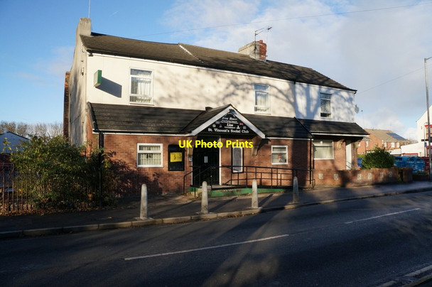 Photo 6"x4" St Vincent's Social Club on Queens Road, Hull Kingston upon Hull c2013