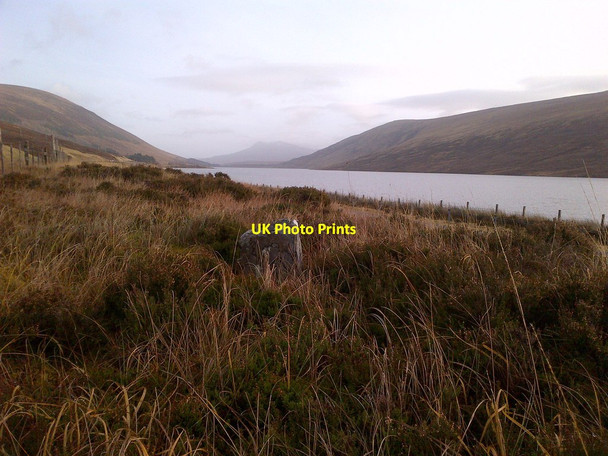 Photo 6"x4" Clach an t-Sagairt, Loch a' Chroisg Badavanich c2013