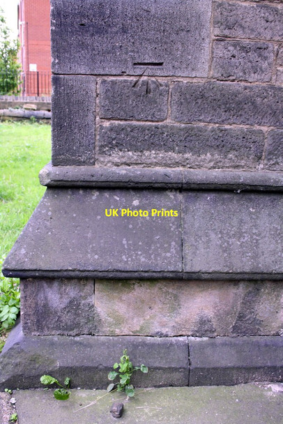 Photo 6"x4" Benchmark on buttress of St Saviours Church Leeds\/SE3034 c2013