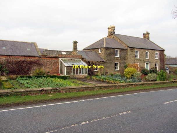 Photo 6"x4" Black Callerton Farmhouse Black Callerton c2013