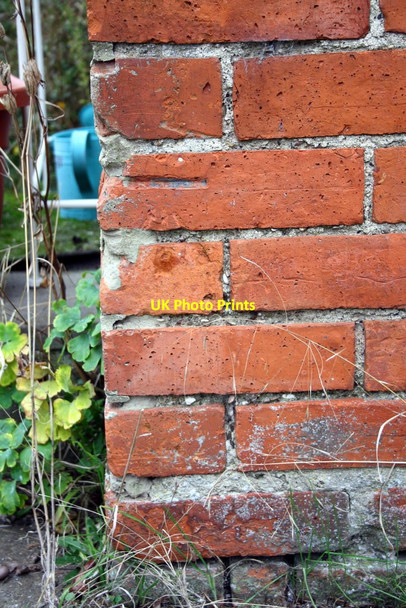 Photo 6"x4" Benchmark on house beside A329 near Upper Grange Newington\/SU6096 c2013