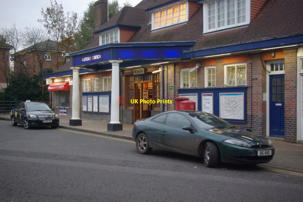 Photo 6"x4" Watford (Met) Station Watford\/TQ1097 c2013 P1