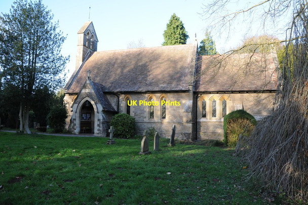 Photo 6"x4" Harpley church Harpley\/SO6861 c2013