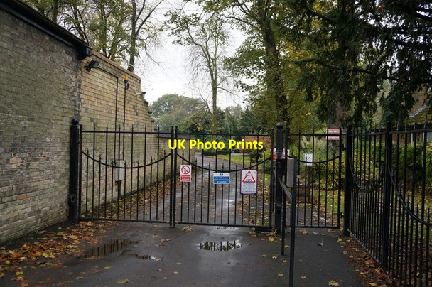 Photo 6"x4" The entrance Holderness House, Hull Kingston upon Hull c2013