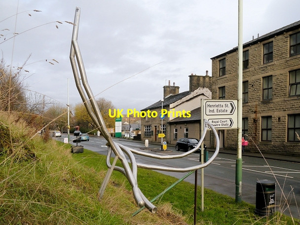 Photo 6"x4" The Birds (2), Market Street, Bacup Bacup c2013