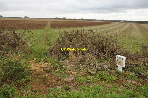 Photo 6"x4" Footpath and fuel pipeline Fossebridge c2013