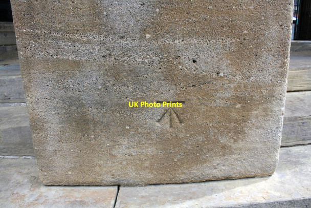 Photo 6"x4" Benchmark on pillar at Corn Exchange entrance Leeds\/SE3034 c2013