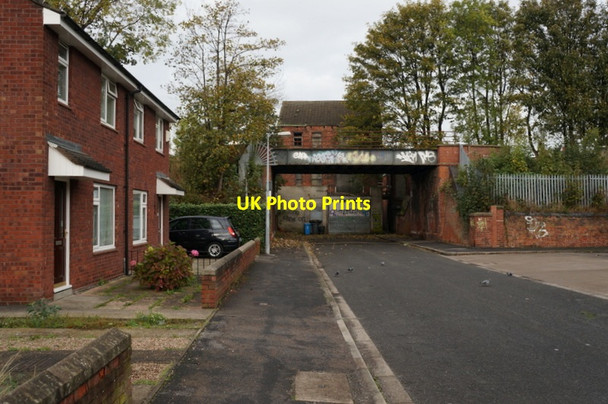 Photo 6"x4" Rail bridge on Maple Street, Hull Kingston upon Hull c2013
