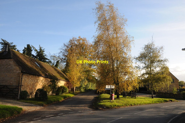 Photo 6"x4" Road junction in Paxford Paxford c2013
