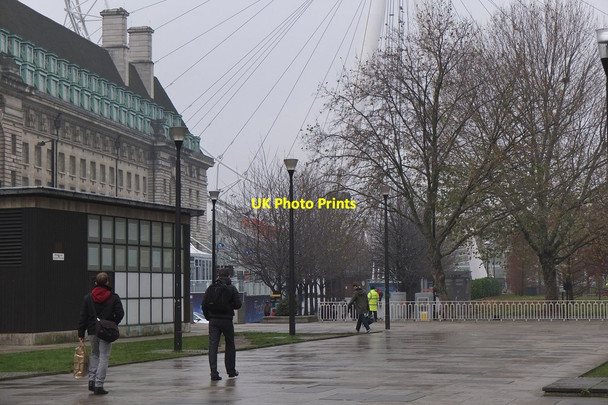 Photo 6"x4" County Hall and the London Eye Westminster c2013