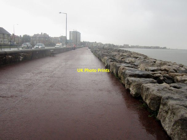 Photo 6"x4" Morecambe Promenade Bare c2013