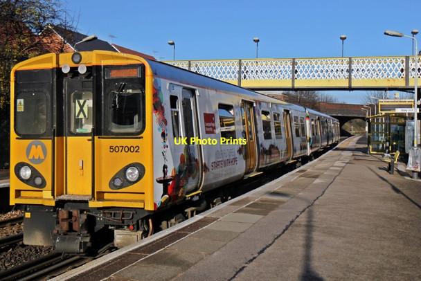 Photo 6"x4" Merseyrail Class 507, 507002, Walton railway station Bootle\/SJ3394 c2013