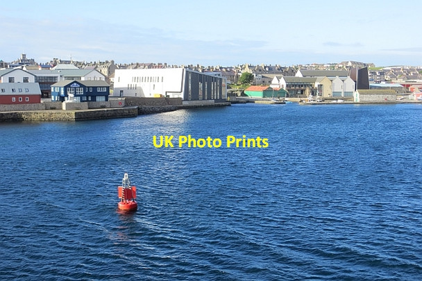 Photo 6"x4" Buoy, Lerwick harbour Lerwick c2013