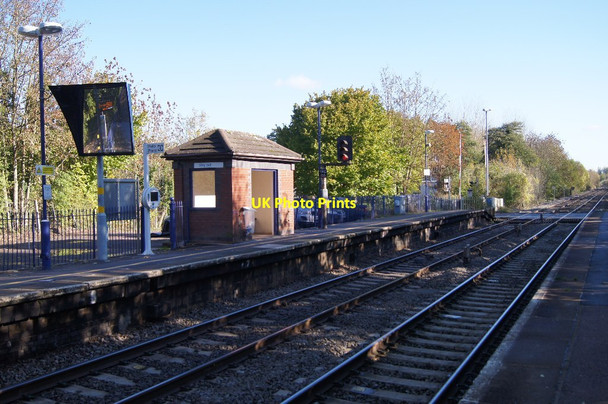 Photo 6"x4" Midgham Station Woolhampton c2013