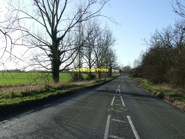 Photo 6"x4" The A1120 Saxtead Green c2013