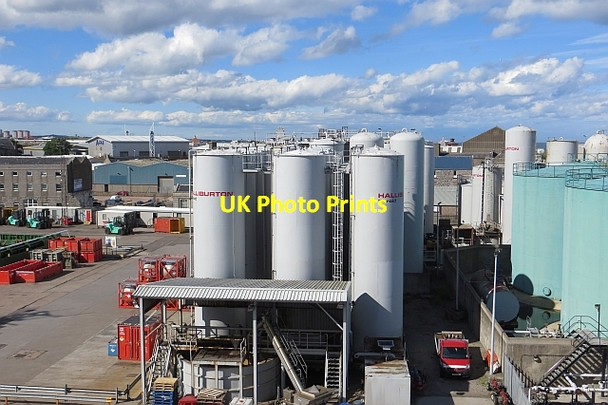 Photo 6"x4" Oil tanks, Victoria Dock Torry\/NJ9505 c2013