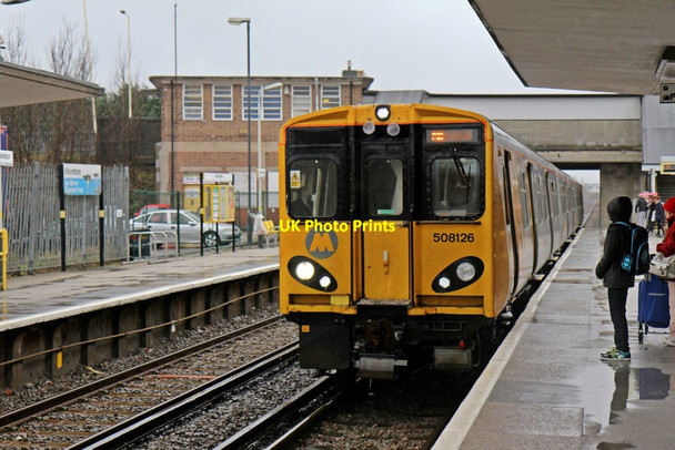 Photo 6"x4" Merseyrail Class 508, 508126, Moreton railway station Moreton\/SJ2690 c2013
