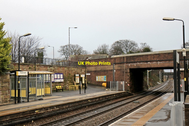 Photo 6"x4" Thatto Heath railway station St Helens\/SJ5095 c2013