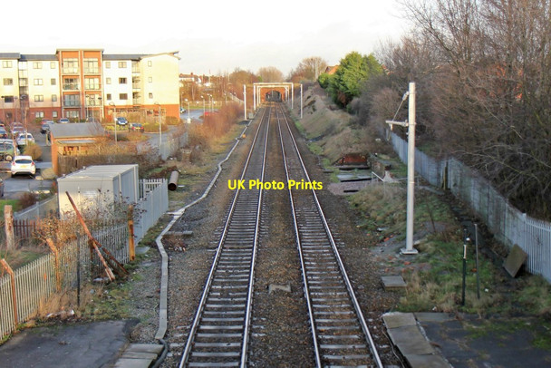 Photo 6"x4" New catenary, Prescot railway station Prescot c2013