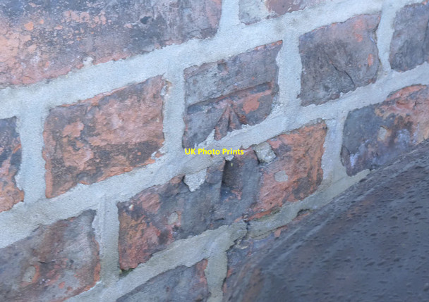 Photo 6"x4" Bench mark, #157 Millgate Selby c2013